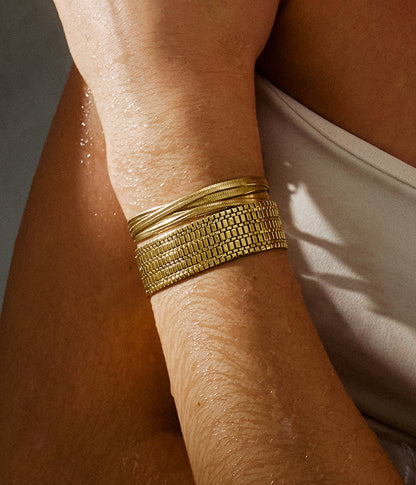 ZAG Bijoux Armband Lioni Schlangenkette 4-reihig Edelstahl Vergoldet Detail