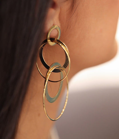 ZAG Bijoux Ohrringe Circles Ringe Beweglich 7 cm Lang Gold Plattiert Model